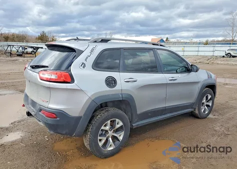 2014 Jeep Cherokee Trailhawk from USA, damaged, VIN 1C4PJMBS6EW133609